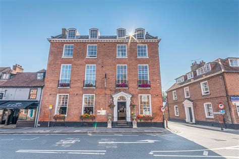 cheap places to stay in chichester
